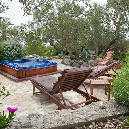 House Jano In Makarska, Jacuzzi Villa